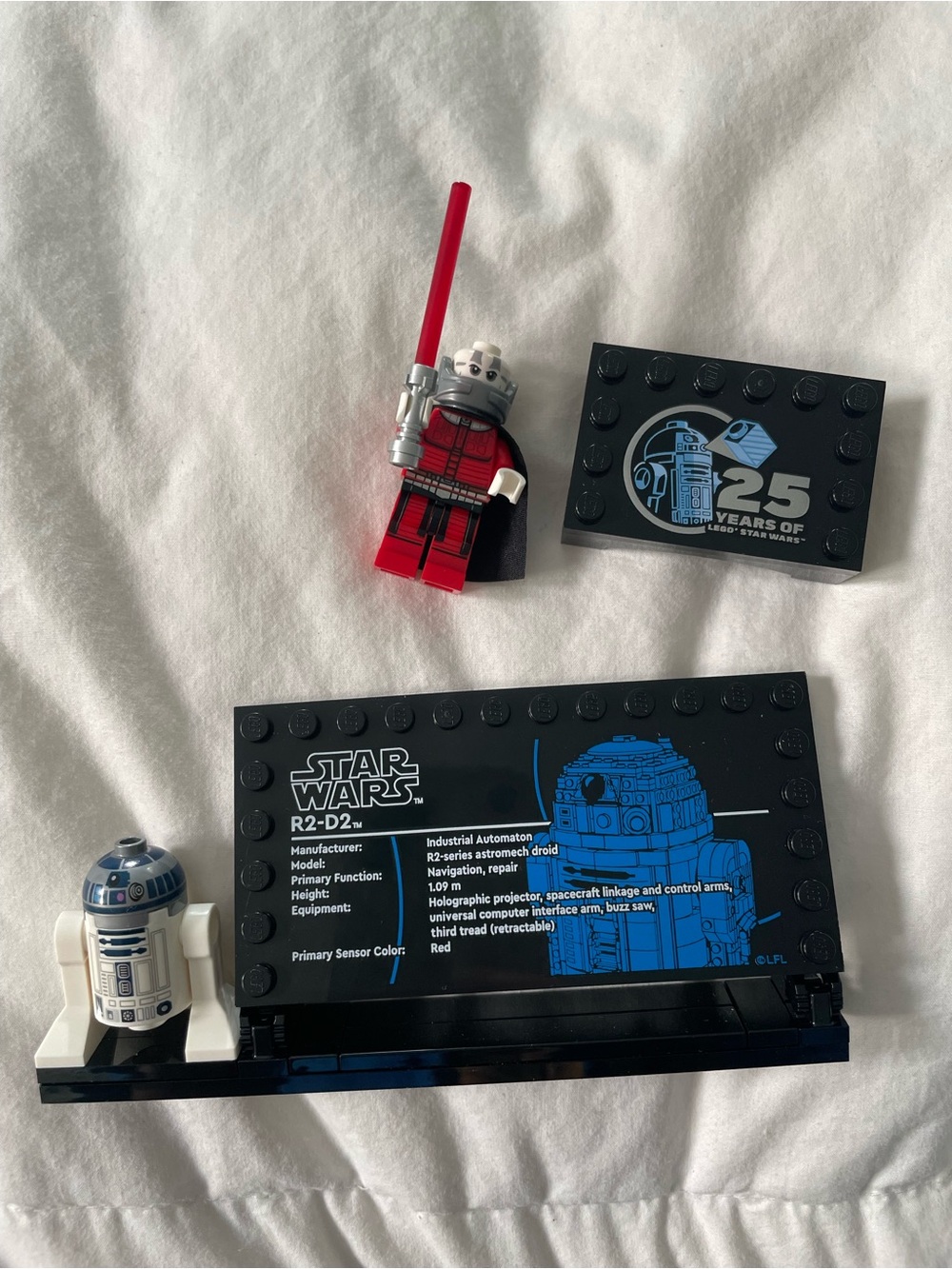 LEGO Star Wars R2-D2 Building Set - Open, used. - Picture 11 of 11